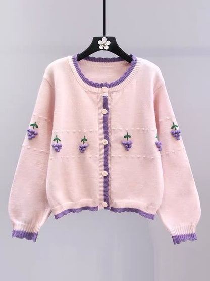 Contrast color three-dimensional grape design sweater jacket for women 2023 new loose college style age-reducing knitted cardigan