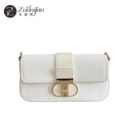 White bag women's summer 2023 new French niche designer underarm baguette bag high-end one-shoulder Messenger bag