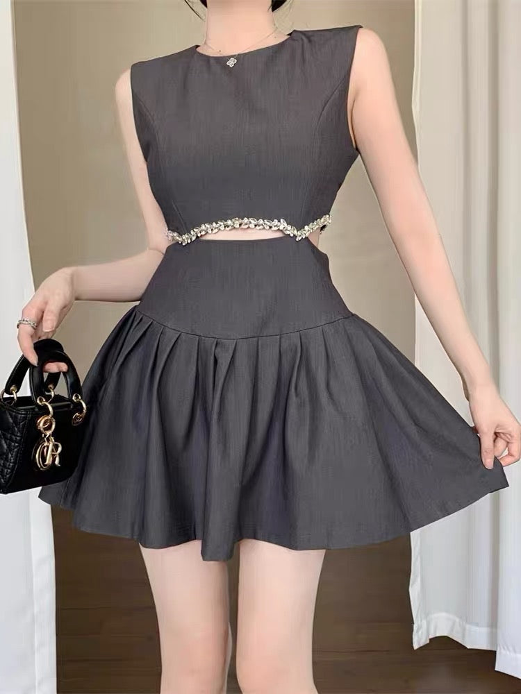 French Hepburn style high-end sexy waistless diamond inlaid slim waist sleeveless dress women's summer little black dress