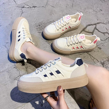 Explosive small white shoes women's summer 2023 new autumn style thick-soled sneakers foreign style all-match flat bottom student casual women's shoes