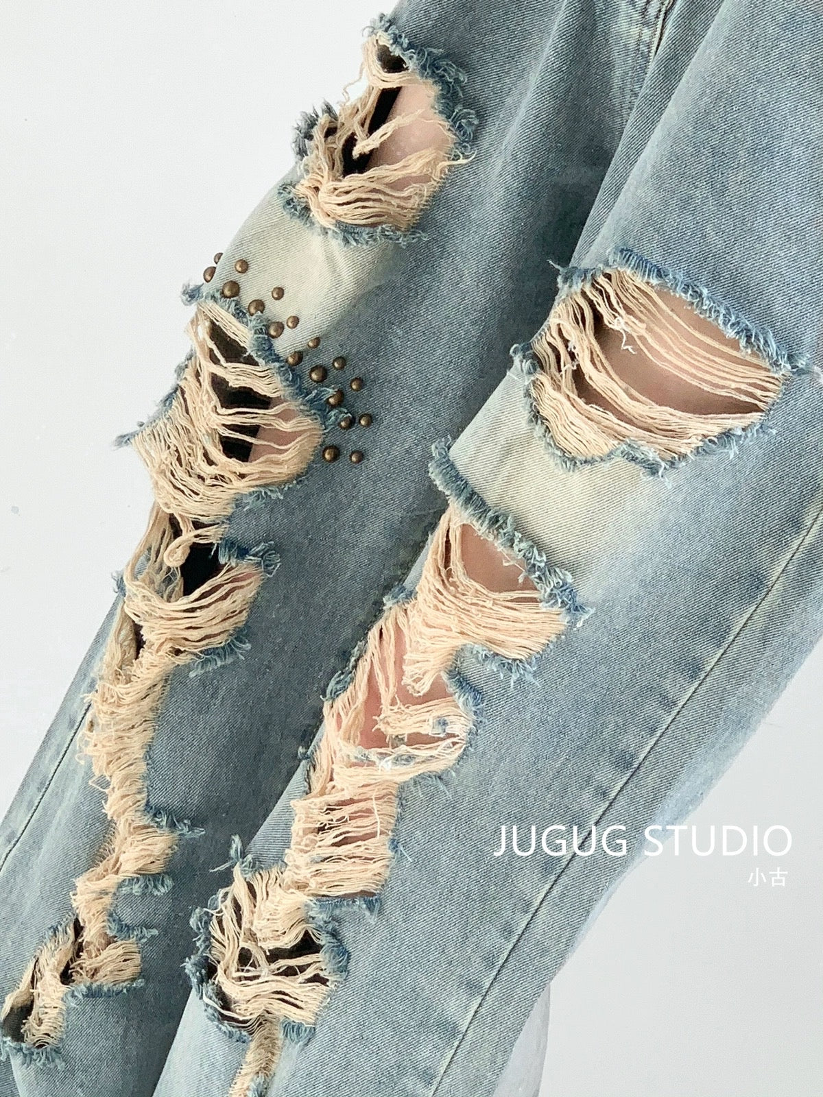 JUGUG2023 summer ripped jeans women's light-colored washed design sense rivets loose wide-leg mopping trousers