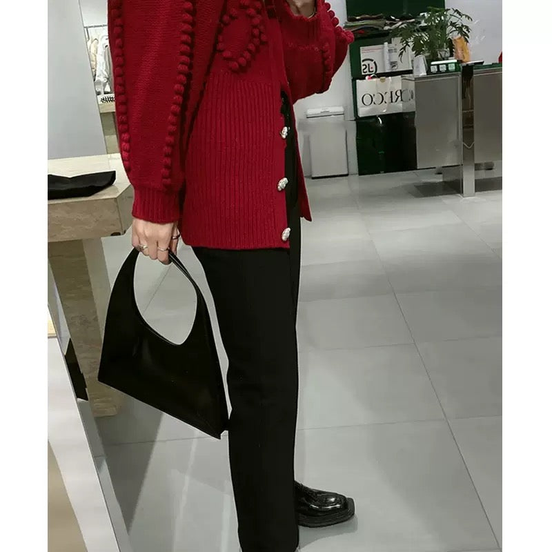 Niche design Christmas red sweater women's autumn and winter heavy industry temperament fashionable pearl spike ball sweater jacket T9492