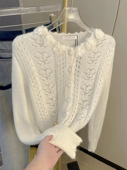 Gentle style three-dimensional flower round neck sweater 2023 new autumn design hollow knitted cardigan versatile top T9892