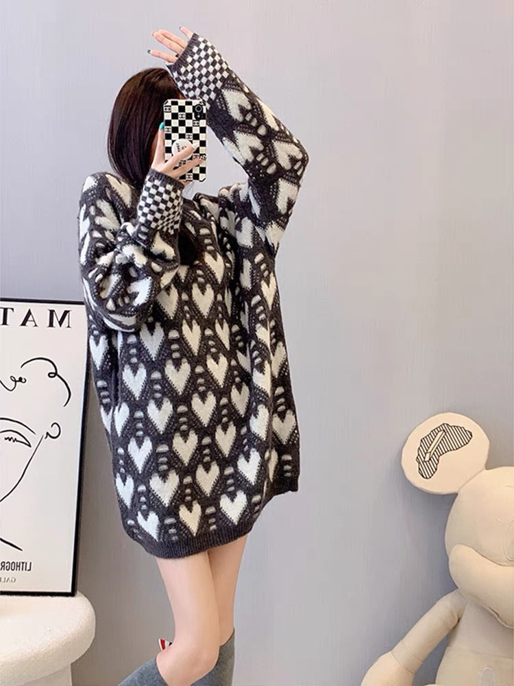 Gentle wind, soft and waxy love pattern knitted sweater for women, noble and elegant mid-length thickened warm and unique trendy top T3458