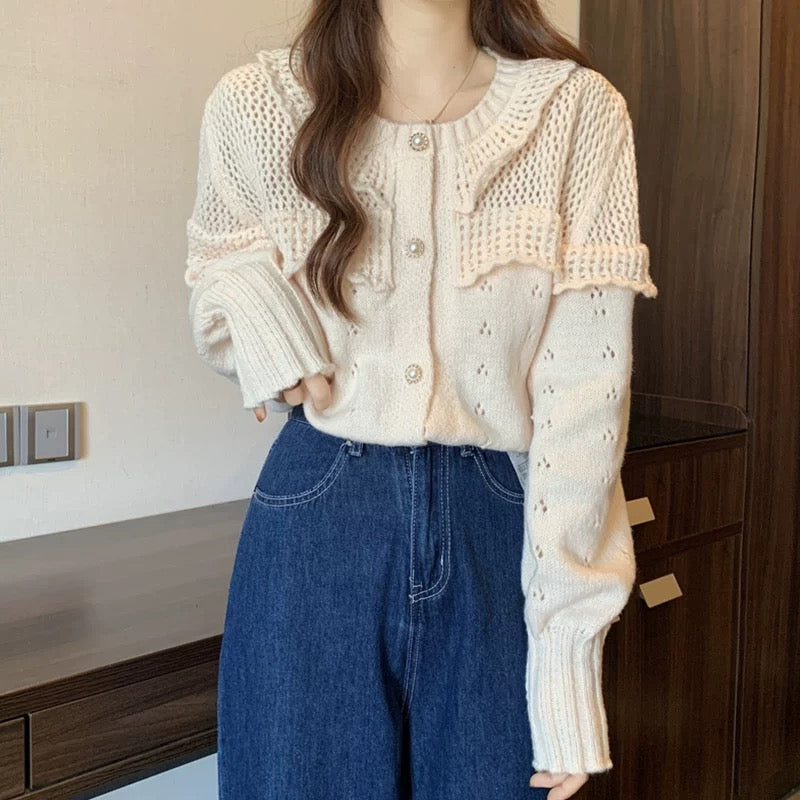 Winter 2023 new style small fragrant knitted cardigan design niche Korean style gentle sweet soft waxy sweater for women