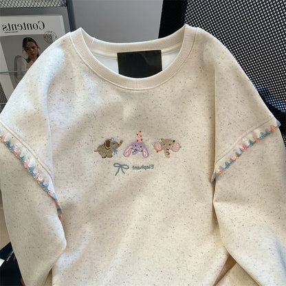 Sweet Japanese style, super good-looking, cute cartoon embroidered sweatshirt for men and women in spring and autumn, lazy style, age-reducing, fashionable straight shoulder top