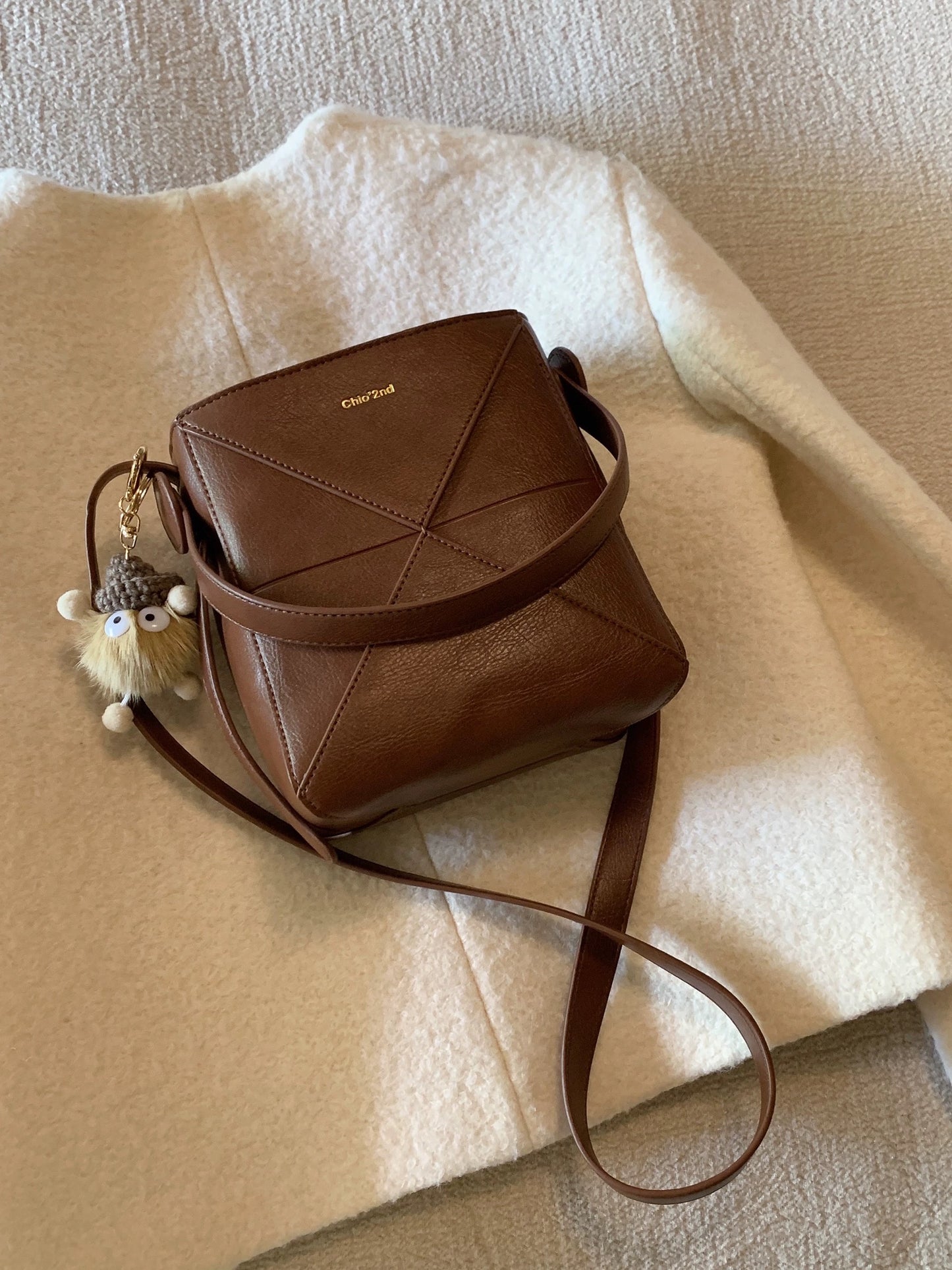 Nanfeng Chio2nd truffle hazelnut tote bag 2023 new style this year's popular bag women's single shoulder Messenger small bag