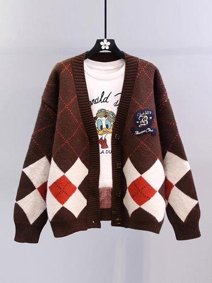 Retro college style rhombus sweater jacket women autumn and winter 2023 new loose lazy style mid-length knitted cardigan