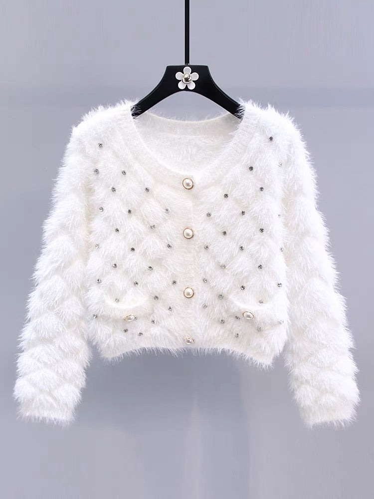 Xiaoxiang style beaded mink velvet sweater jacket for women autumn and winter 2023 new high-end gentle short knitted cardigan (3333)