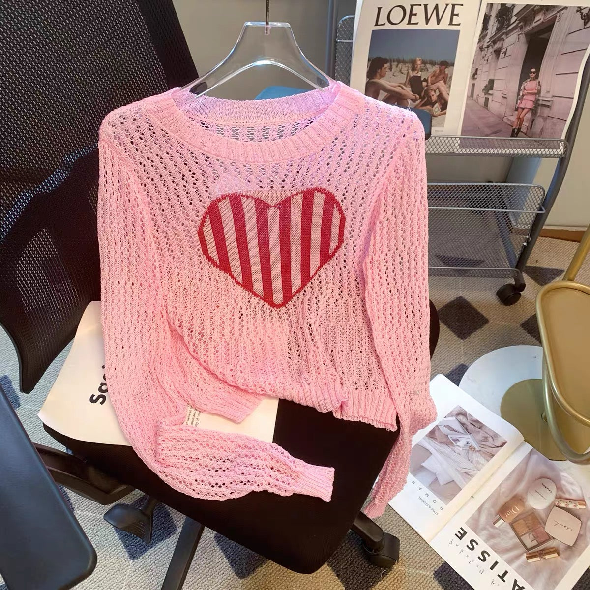 Xiaoxiangfeng French hollow thin sunscreen knitted blouse for women summer 2023 new love loose long-sleeved top