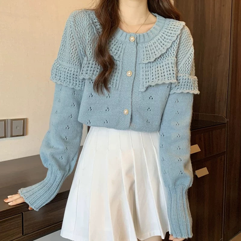 Winter 2023 new style small fragrant knitted cardigan design niche Korean style gentle sweet soft waxy sweater for women