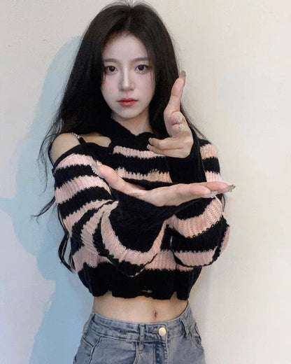 Sweet cool hot girl chain off-shoulder pink pullover sweater for women autumn new high-end hollow striped short top