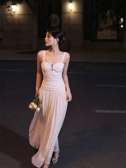 Thirteen and Little White Suspender Dress Women's Summer Chiffon Folds Drape Temperament Waist Holiday Wind Long Skirt