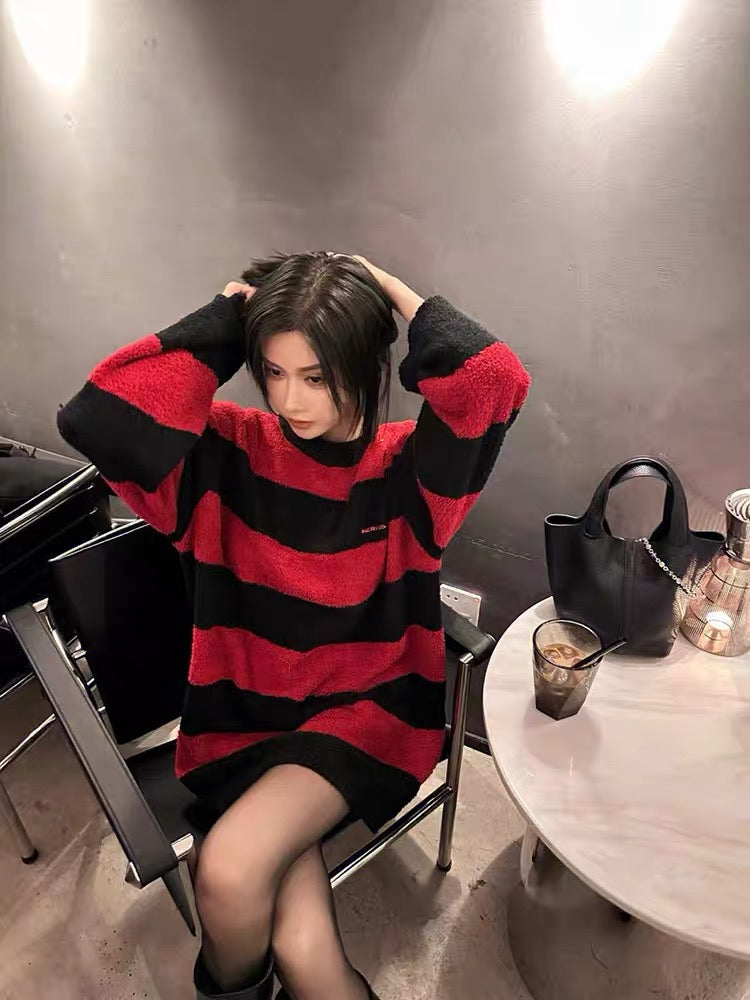 Red Striped Lazy Big Sweater Women's Autumn and Winter New 2023 Popular Fashionable Korean Style Gentle Little Man