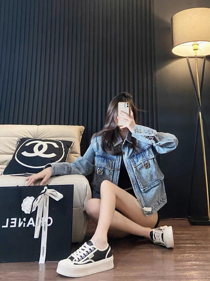 Short denim jacket female spring and autumn 2023 new American style retro loose Korean heavy industry design sense niche top