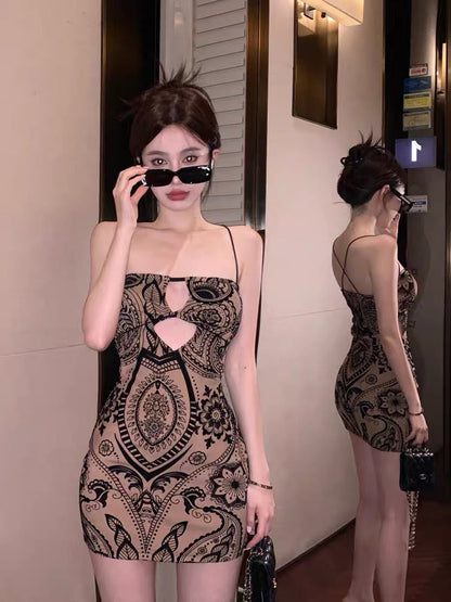 American Spice Girl Design Sexy Hollow Waistless Breastless Suspender Dress Female Summer High-end Wearing Package Hip Skirt