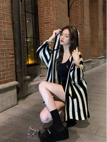 EUSKY IIWAN Contrast color striped sweater jacket autumn new high-end loose lazy sweater cardigan (S712)