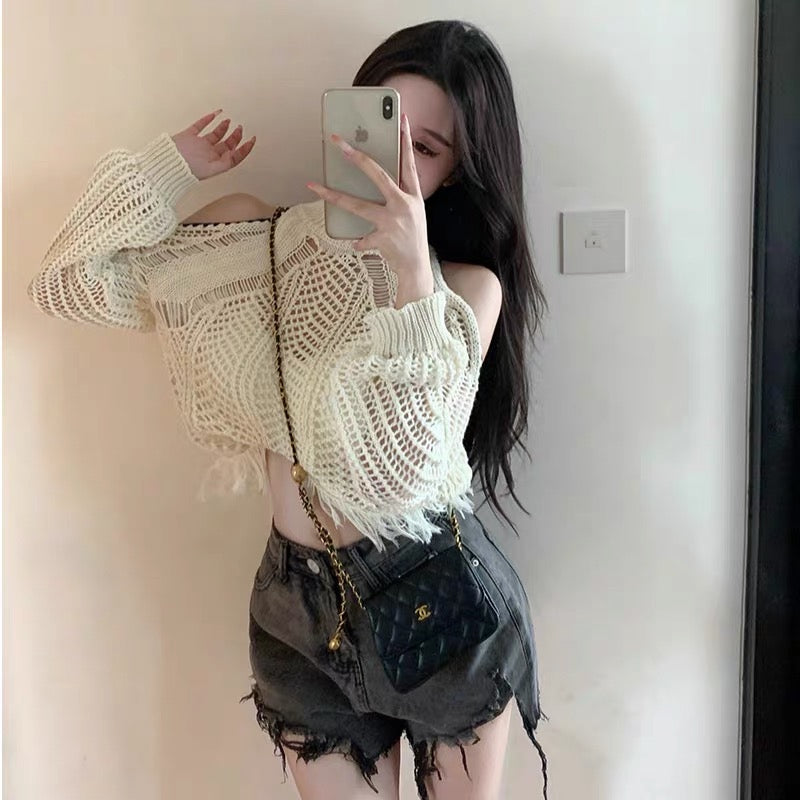 Pure desire chic unique off-the-shoulder loose hole short long-sleeved sunscreen sweater design sense niche top women's summer