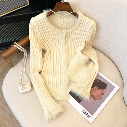 2023 new autumn and winter pure desire sweet and spicy design niche pink long-sleeved sweater sweater tops for women