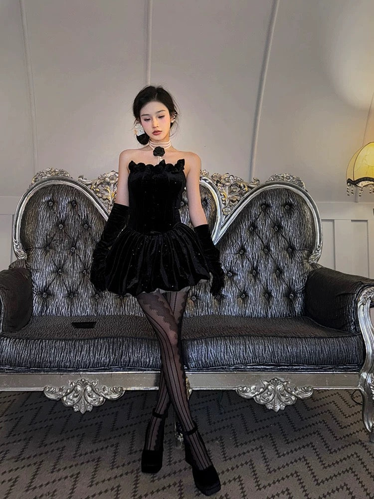 Aunt Barbie New Year's Puffy Dress Women's Winter New Sexy Royal Sister Tube Top Little Black Skirt Annual Meeting Robe