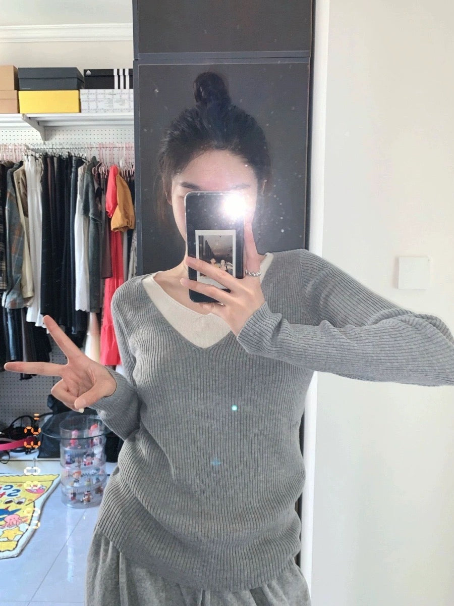 Early autumn new fake two-piece knitted sweater top looks thin lazy wide-legged pants women's casual sports two-piece suit