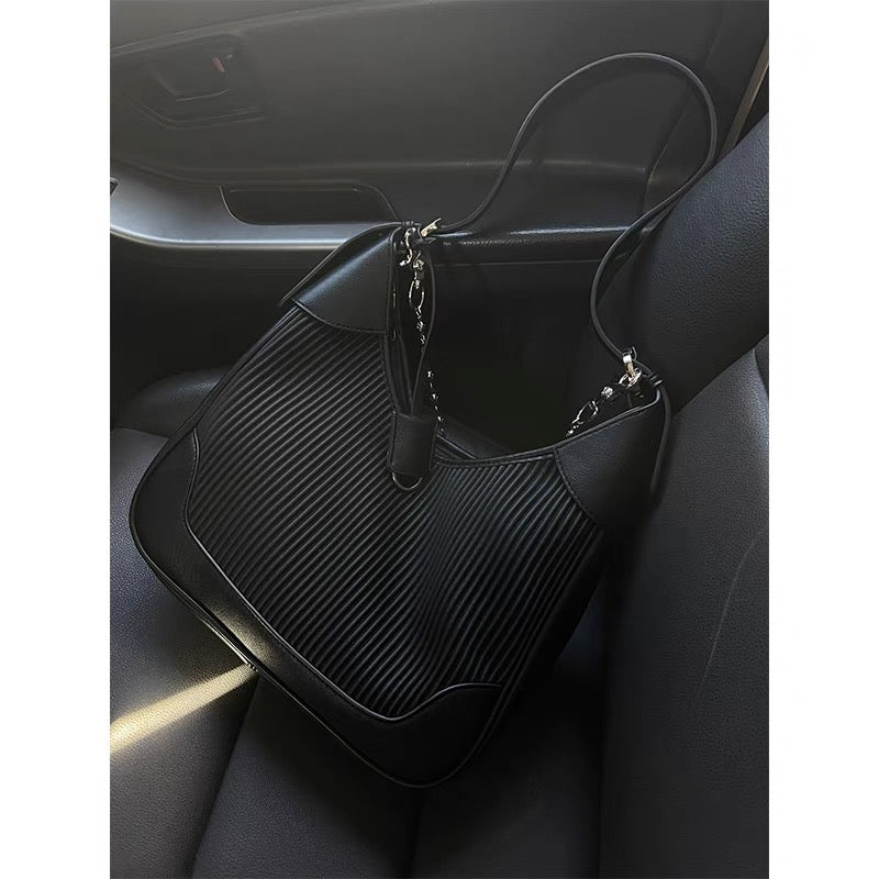 Leather texture fashion retro hand bag small square new fashion niche light  luxury high sense crossbody bag