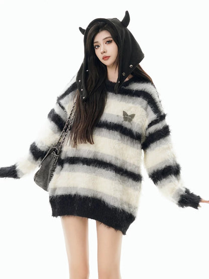 American striped wide-color sweater for women in autumn and winter 2023 new style mink hair mohair outer wear with lazy knitted sweater inside