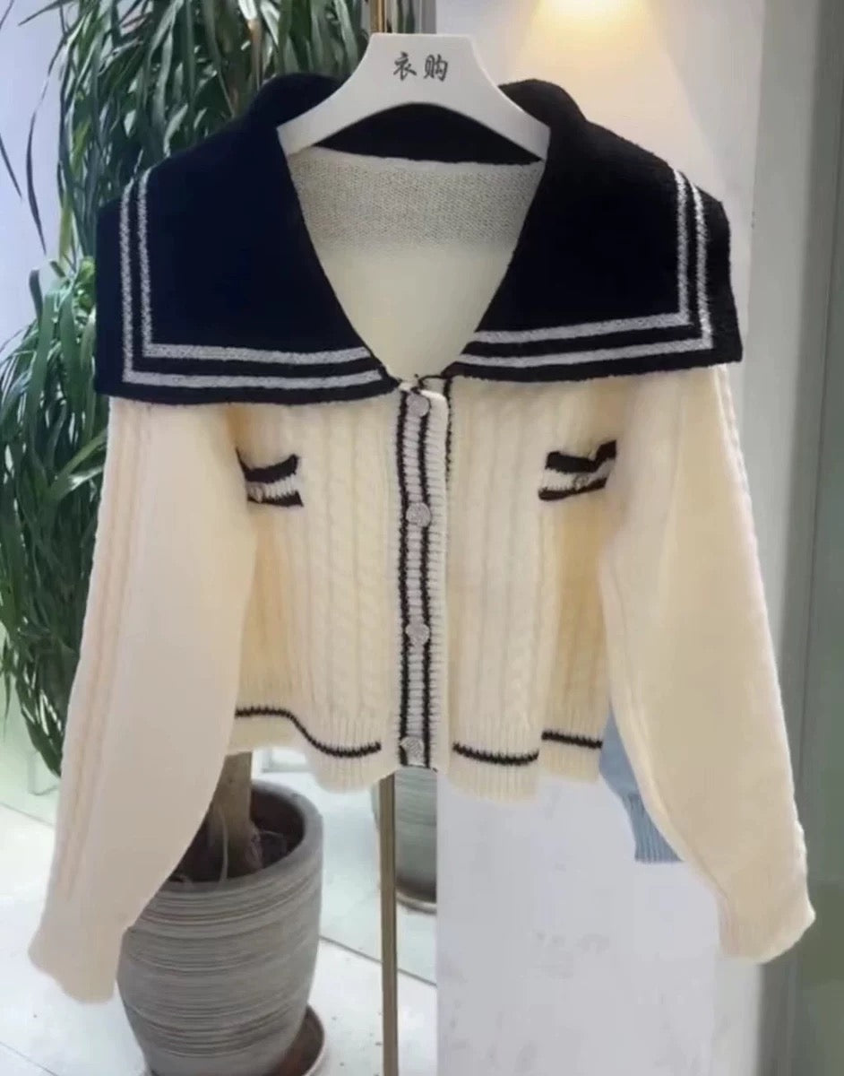 Xiaoxiangfeng navy collar knitted cardigan women's new autumn loose and western style contrasting color thickened short twist sweater jacket T9396