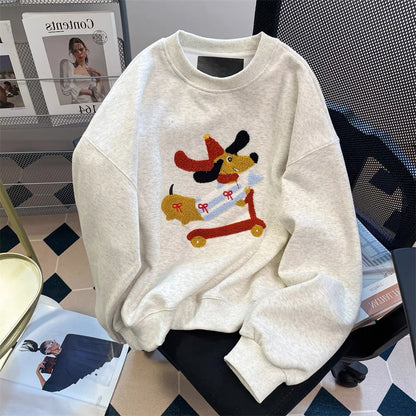 Milk fufu lazy cute dog embroidered hooded sweatshirt for men and women in spring and autumn, fashionable and age-reducing, super good-looking straight shoulder top