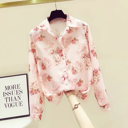 Western-style age-reducing floral silk shirt women's high-end niche design chiffon long-sleeved top early autumn 2023 new style