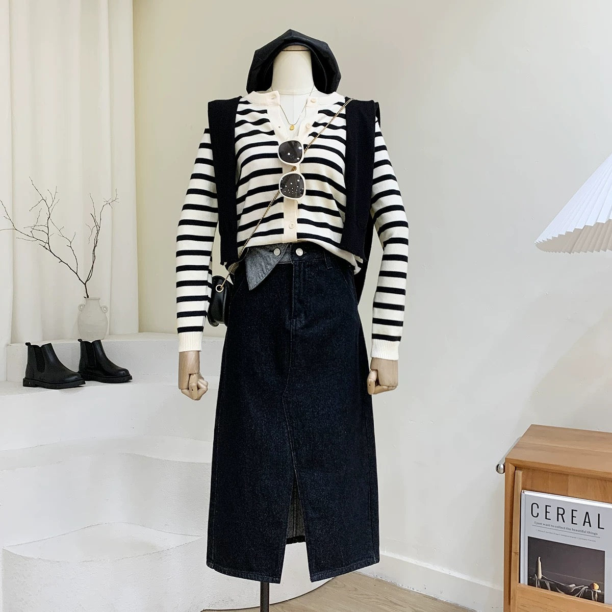 Korean style classic round neck striped long-sleeved knitted cardigan women's autumn short style fashionable versatile sweater small coat