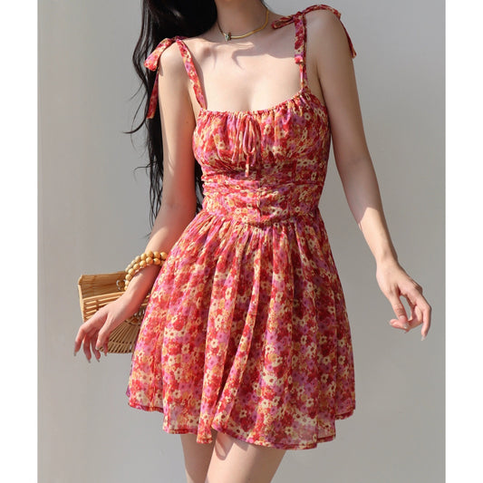 European and American retro pastoral style lace-up floral suspender dress for women with slim waist and wide swing resort style A-line skirt