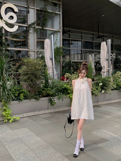 High-end temperament rose halterneck dress for women 2024 summer vacation style loose Korean style sleeveless short skirt