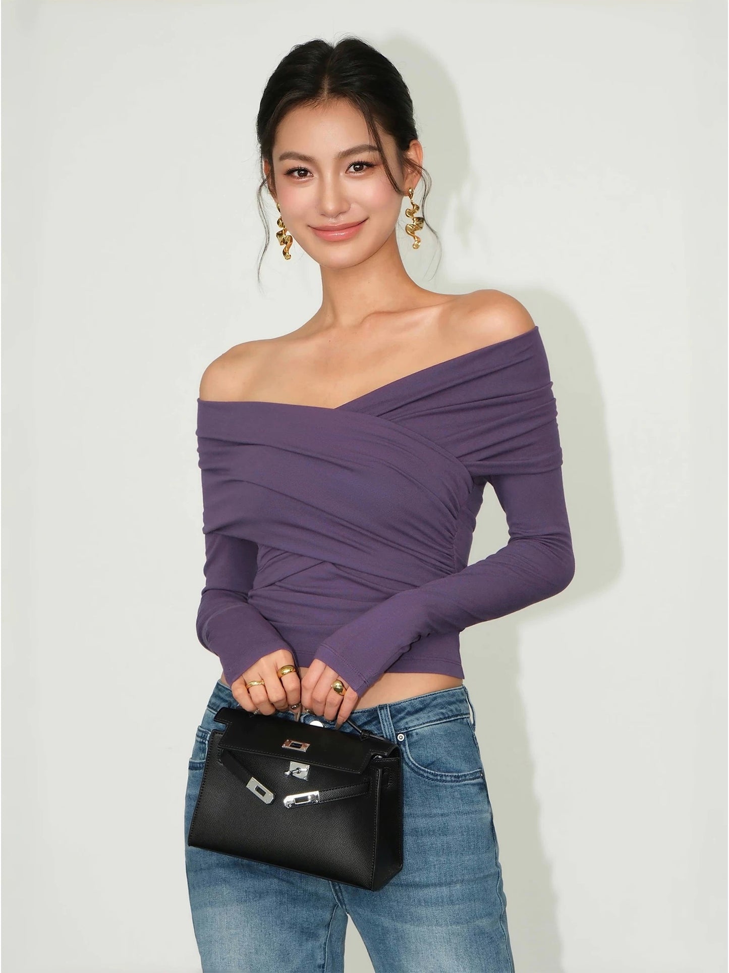 NEVA HU one-shoulder long-sleeved top for women 2024 autumn new slim fit short off-shoulder knitted T-shirt