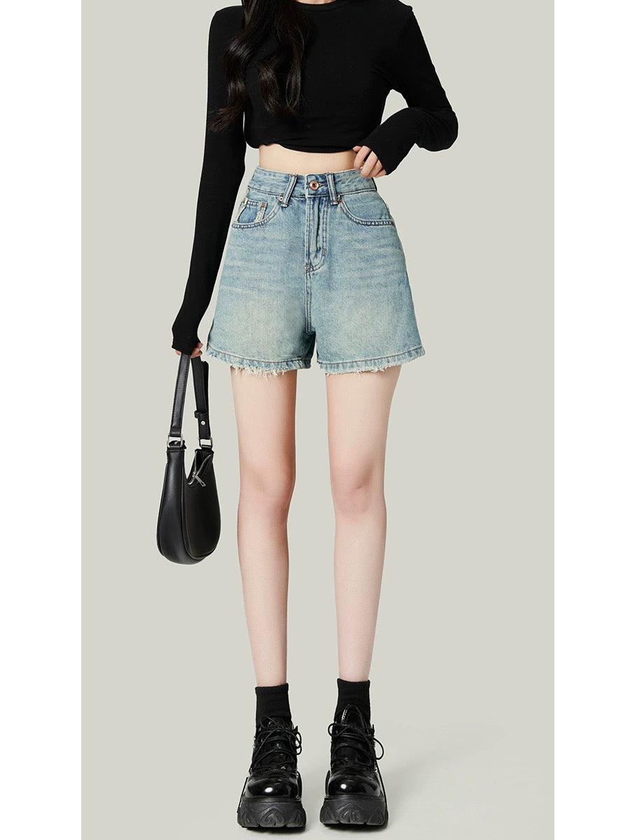 High-waisted retro raw edge denim shorts for women summer new thin design niche loose slimming wide-leg hot pants