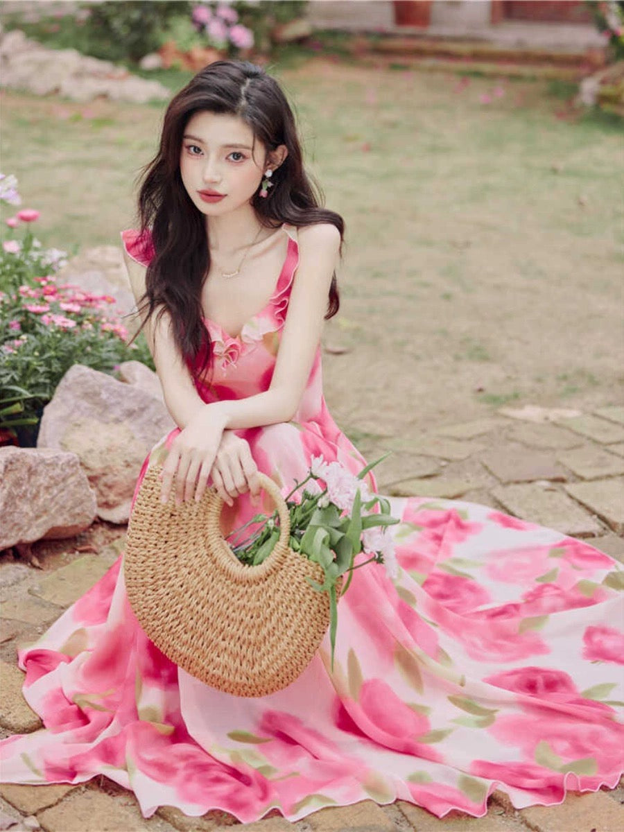 Super beautiful red chiffon floral chic and beautiful suspender dress seaside vacation beach long skirt summer fairy