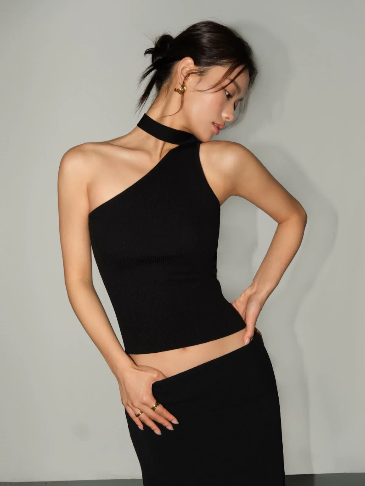 NEVA HU Black Slanted Shoulder Knitted Vest Women's Summer Suspender Slim Fit Sleeveless Sloping Collar One-Shoulder Top