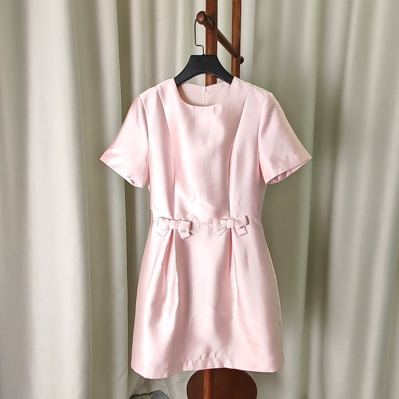 Bright color imitation silk wool ~ bow knot small people look taller 2024 early spring style A version dress women's summer waist skirt