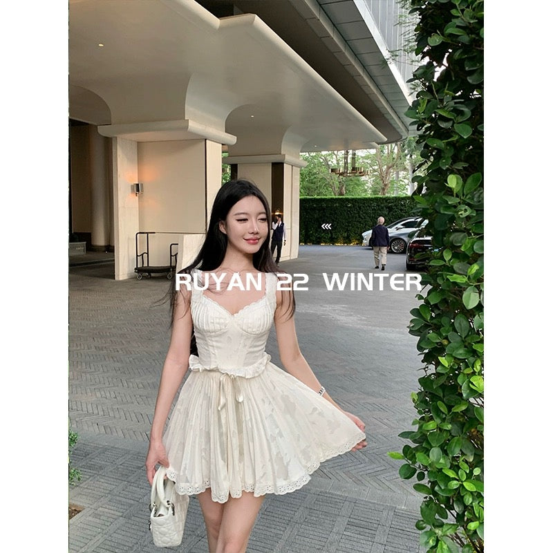 RUYAN~ Eye-catching summer women's clothing 2023 new textured jacquard suspender skirt for women