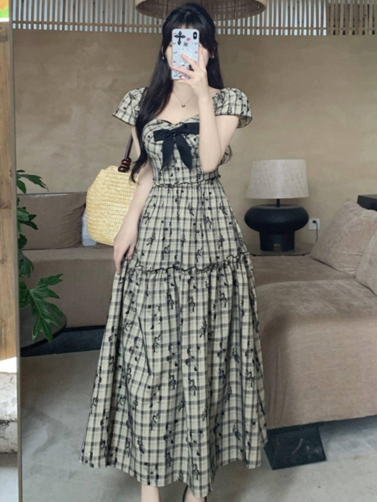 Plus size sweet and spicy plaid long skirt for fat mm waist slimming French dress pear-shaped figure retro black skirt