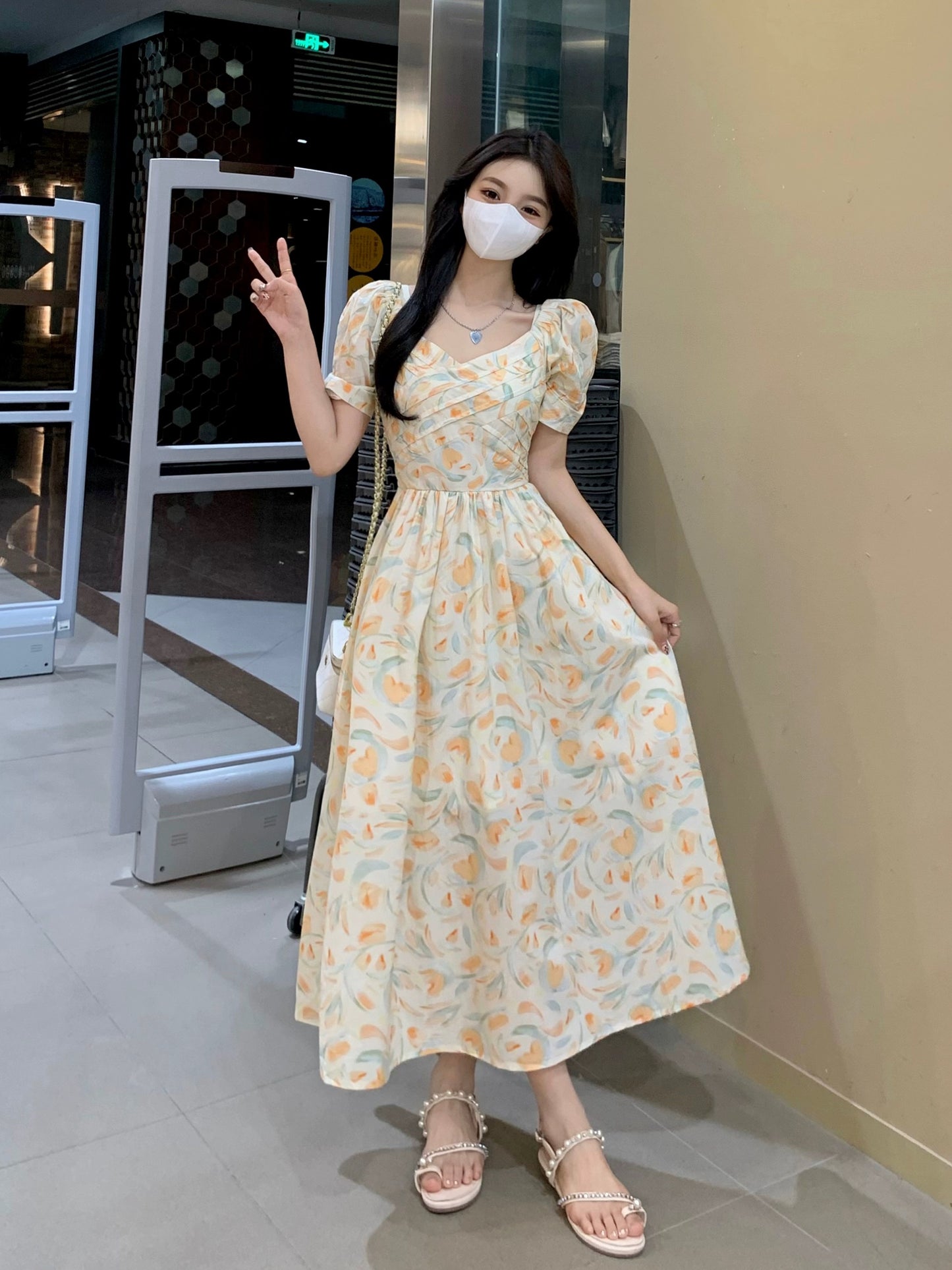 Large size V-neck puff sleeve French floral dress for women 2023 new summer fat mm skirt with high-end texture