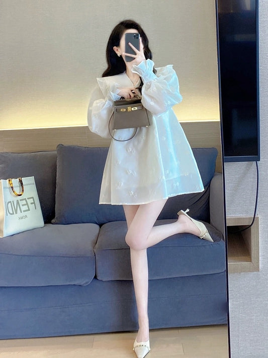 White baby doll dress 2023 new spring and autumn small loose large size temperament sweet fluffy a-line dress for women