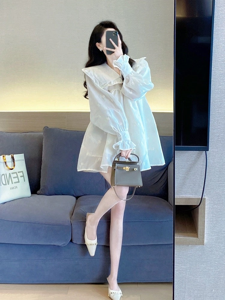 White baby doll dress 2023 new spring and autumn small loose large size temperament sweet fluffy a-line dress for women