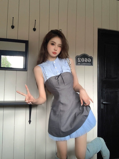 Earth Store Wang Xinling's same style blue and gray contrasting waist A-swing dress fake two-piece design fungus edge sleeveless skirt