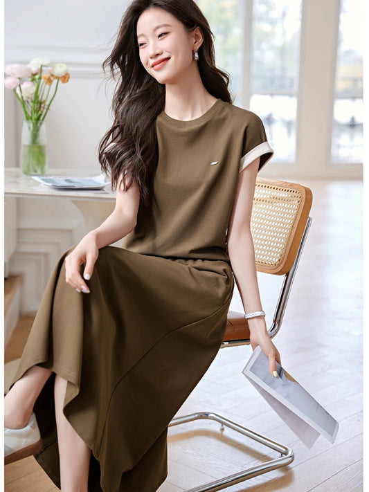 Mohan Yimei contrasting color back slit T-shirt skirt suit 2024 summer new casual design suit