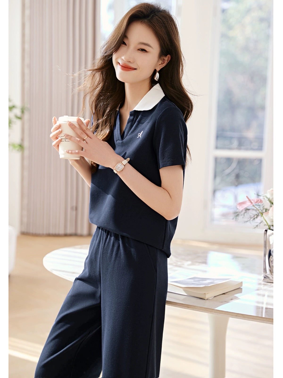 Mohan Yimei Casual Fashion Suit 2024 Summer New Lapel T-shirt + Shorts Two-piece Suit for Women