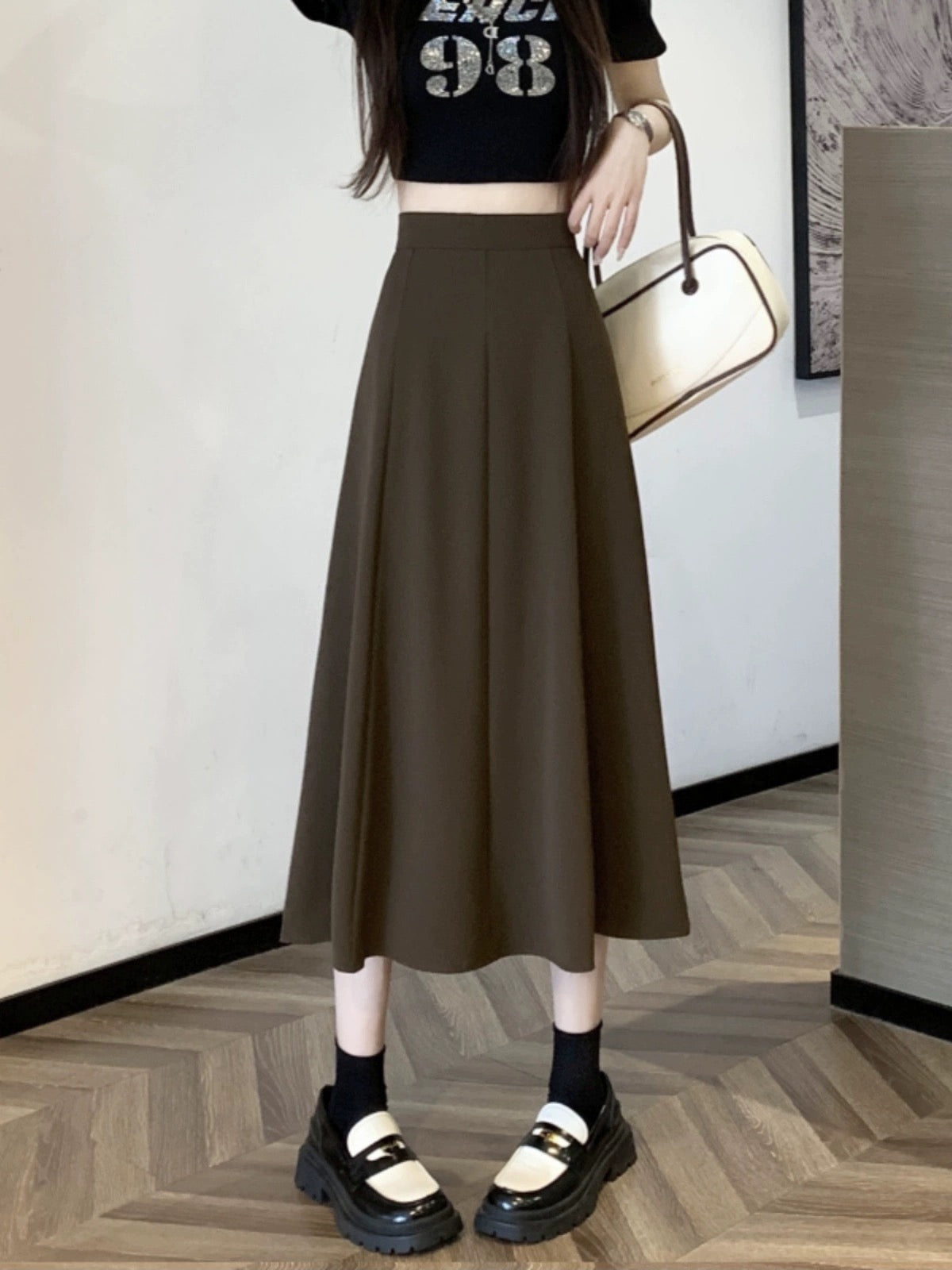 High-waisted black suit umbrella skirt for women in autumn, thin and drapey A-line skirt for small people, pear-shaped body skirt