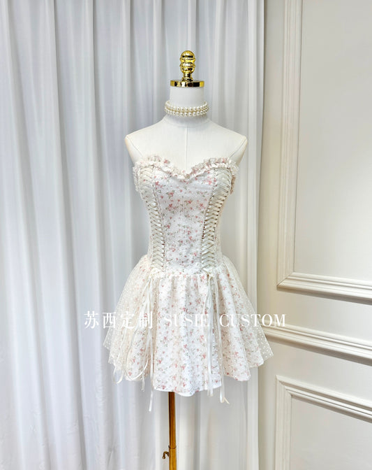 Customized sweet princess style fungus-edged floral strap dress with bust pads, waist-cinching polka-dot mesh tutu skirt