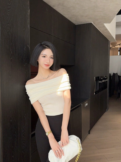 Light fabric tone French retro one-line collar off-shoulder short-sleeved sweater for women spring and summer slim and versatile bottoming top