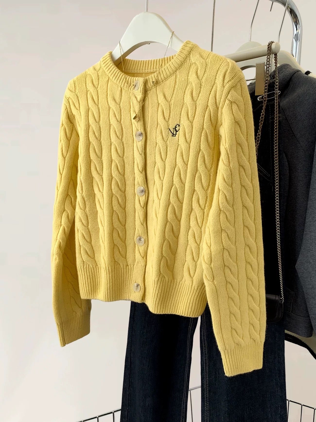 Yellow Twist Short Knitted Cardigan Women's Autumn Autumn Clothes Little Lazy Soft Waxy Wool Sweater Jacket Top